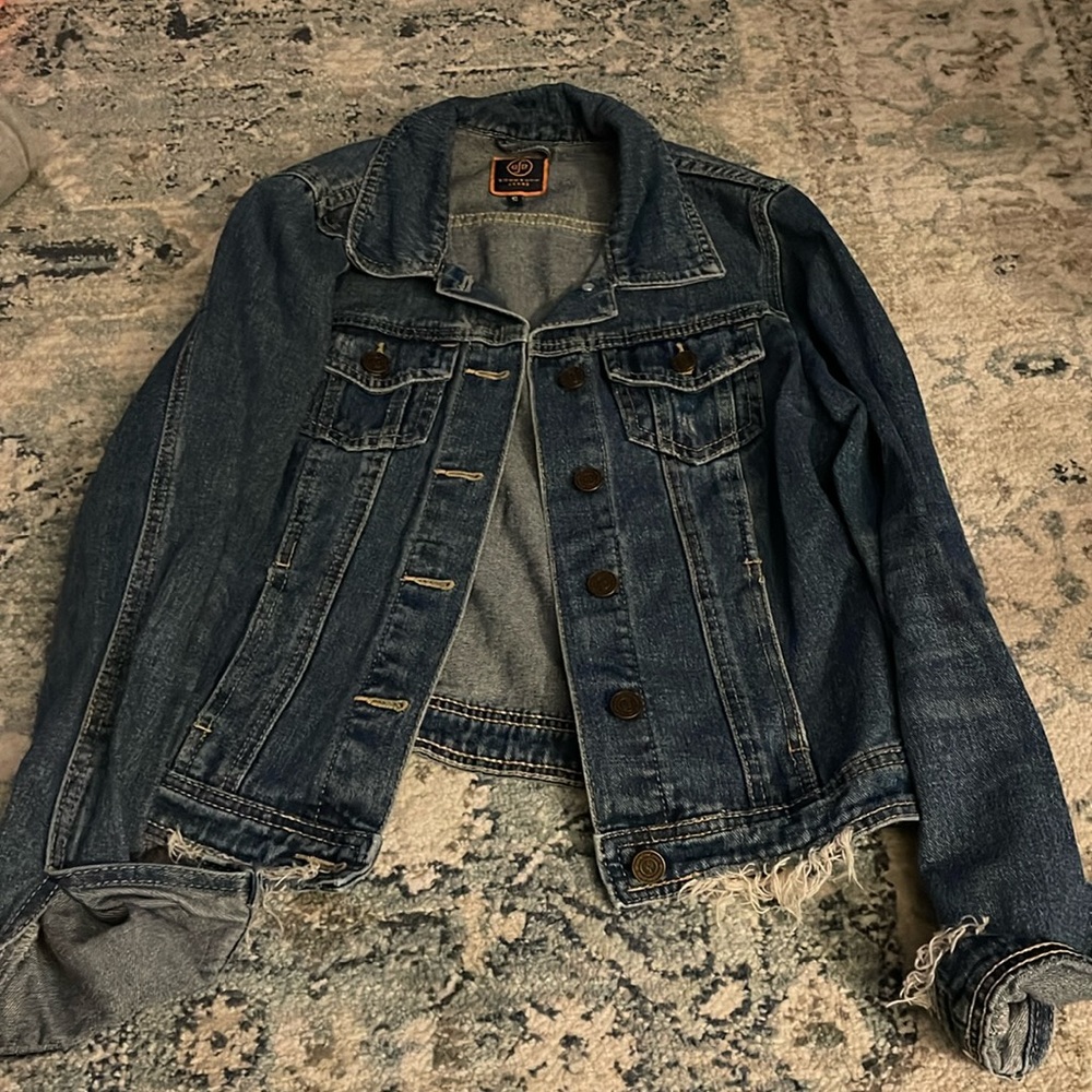 Distressed Jean Jacket (Size: Small)